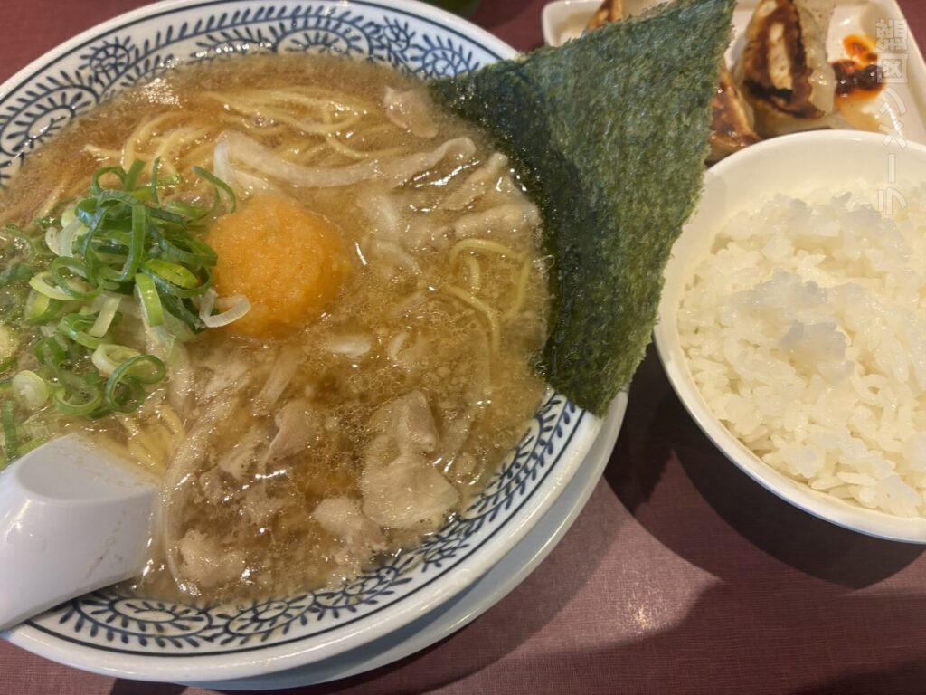 丸源ラーメン 姫路保城店のラーメン
