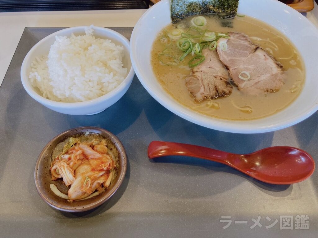 ラーメン神戸たろう 姫路中地店のたろちゃんラーメン